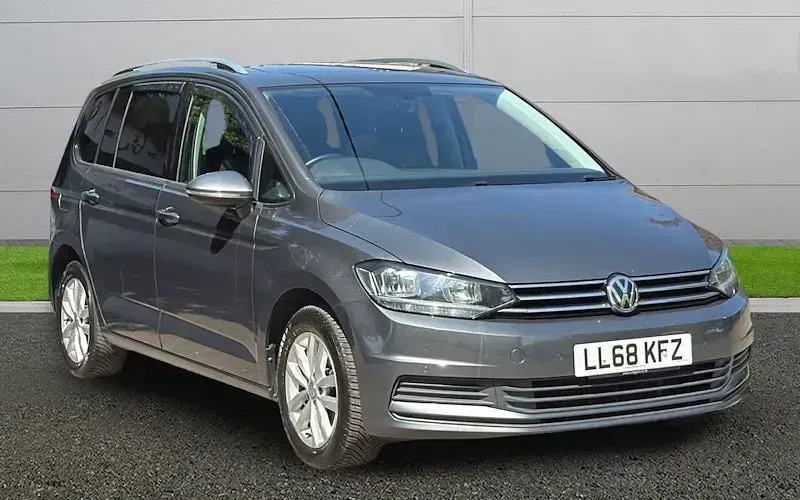 Usado VW Touran Family 116 HP (85 kW) 2018 Monovolume