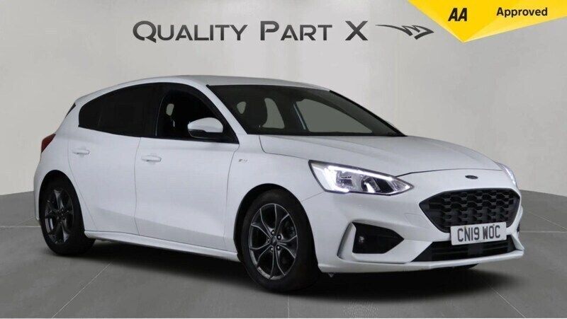 White Used 2019 Ford Focus ST-Line Hatchback | £10,480 (Good price) - Image 1/4