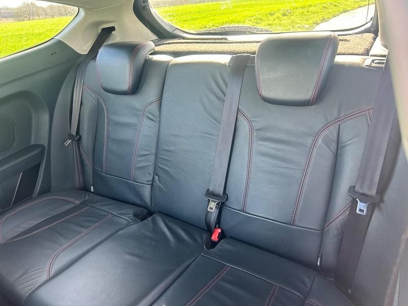 Used Ford Fiesta Zetec 2009 Silver Hatchback