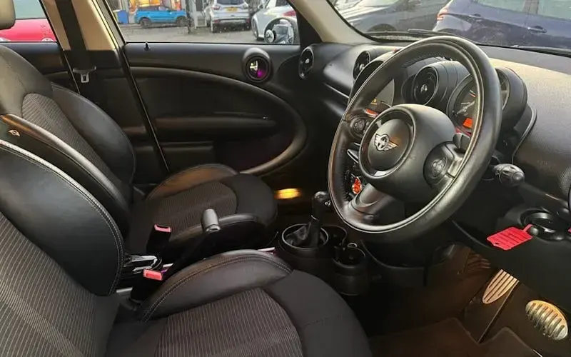 Used Mini Cooper S Countryman 143 HP (105 kW) 2015 White SUV
