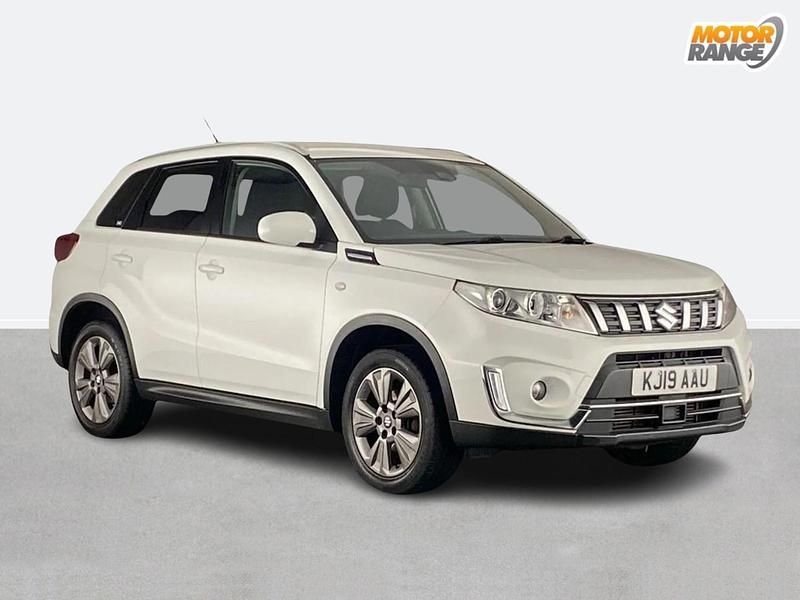 Used Suzuki Vitara SZ-T 112 HP (82 kW) 2019 White Hatchback