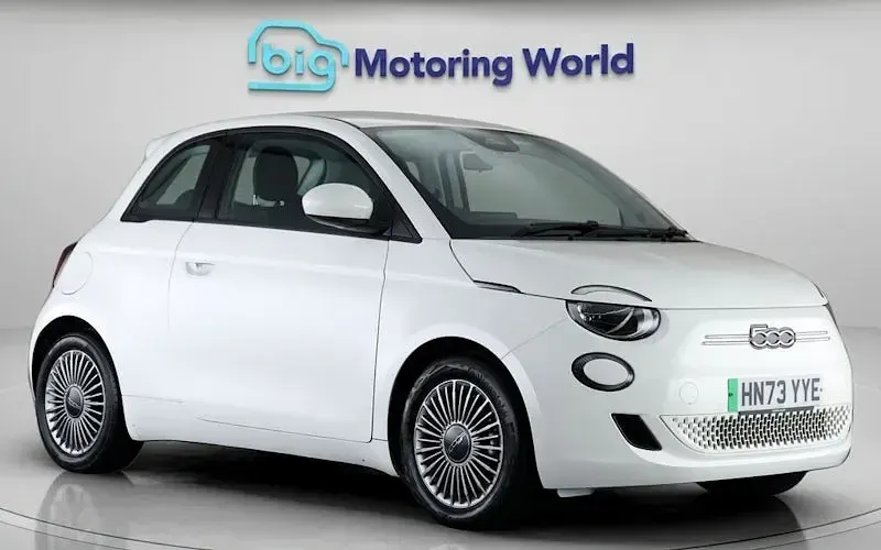 Second-hand Fiat 500e 69 kW (95 CP) 2024 Alb Hatchback