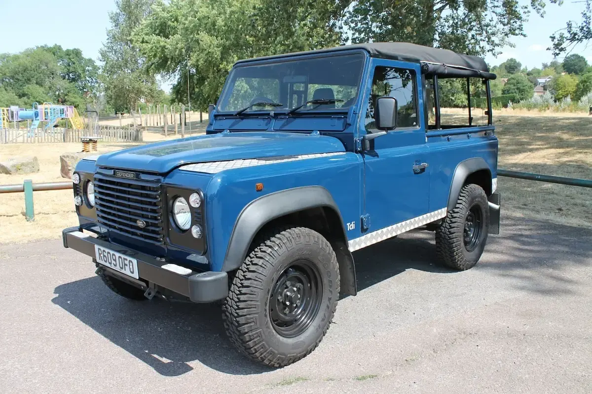 Used Land Rover Defender 1998 Blue