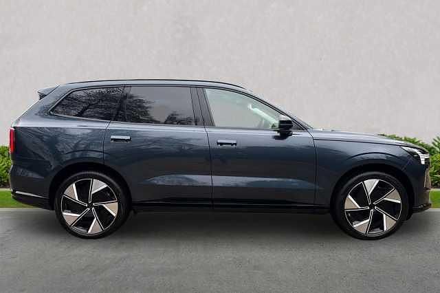 New Volvo EX90 Ultra 300 kW (408 HP) 2026 SUV