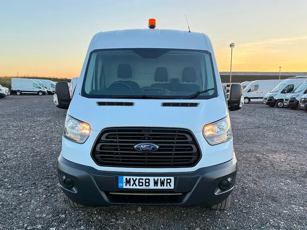 Used Ford Transit 130 HP (95 kW) 2019 White Van