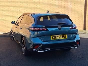 Used Peugeot 308 GTi 131 HP (96 kW) 2025 Blue Estate