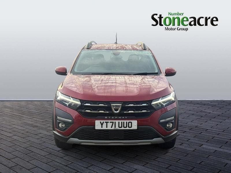 Used Dacia Sandero Prestige 90 HP (66 kW) 2022 Red Hatchback