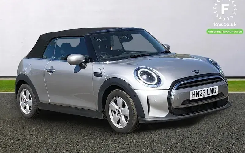 Używany Mini Cooper Cabriolet Comfort 136 KM (100 kW) 2022 Kabriolet