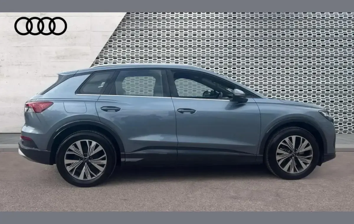 Used Audi Q4 e-tron Sport 150 kW (204 HP) 2025 Blue SUV