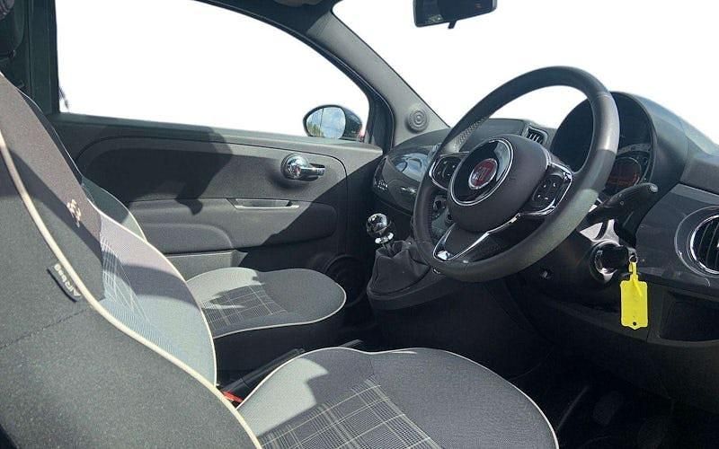 Used Fiat 500 Lounge 69 HP (50 kW) 2021 Hatchback