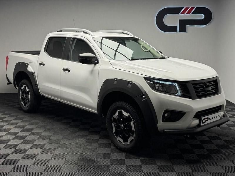 Used Nissan Navara Tekna 190 HP (139 kW) 2021 White Pickup