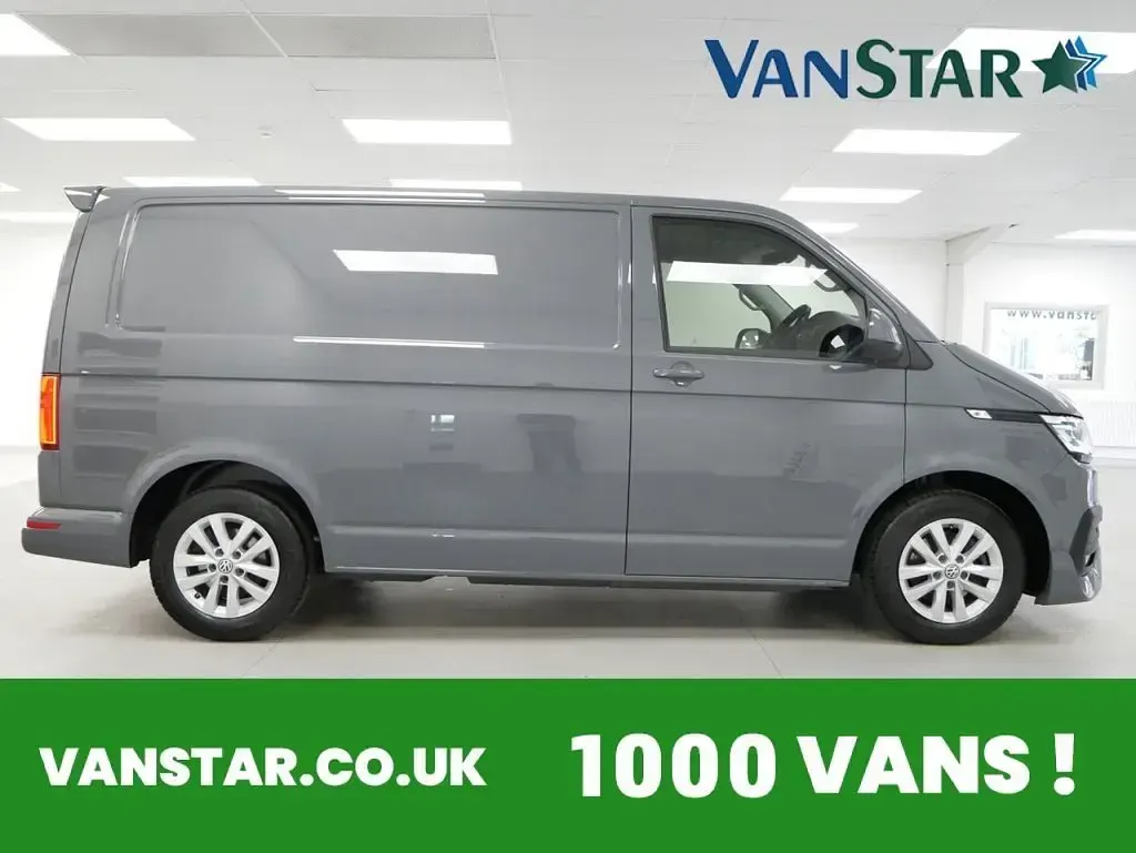 Used VW T6.1 Highline 150 HP (110 kW) 2023 Grey Van