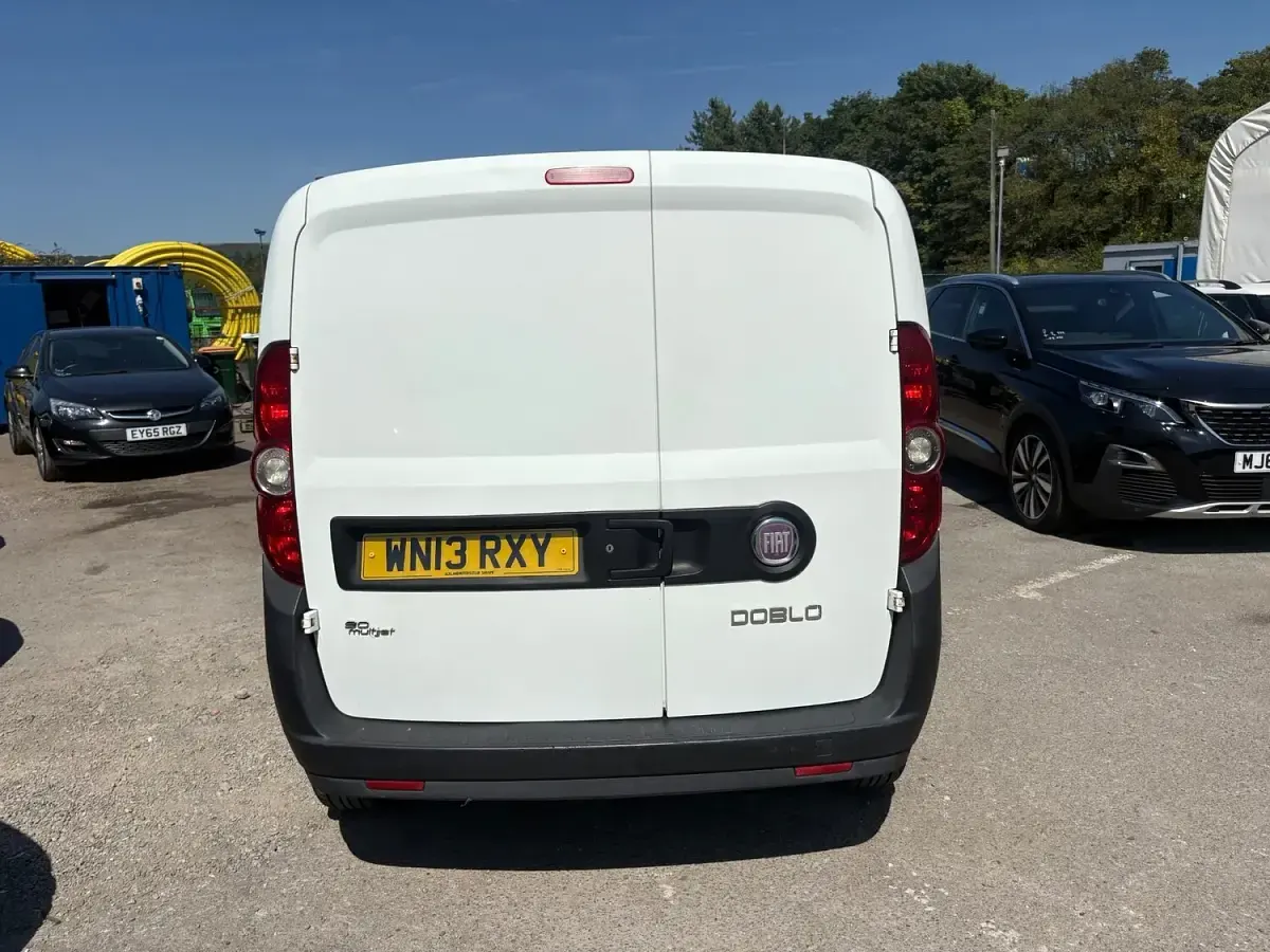 Used Fiat Doblò 2013 White MPV
