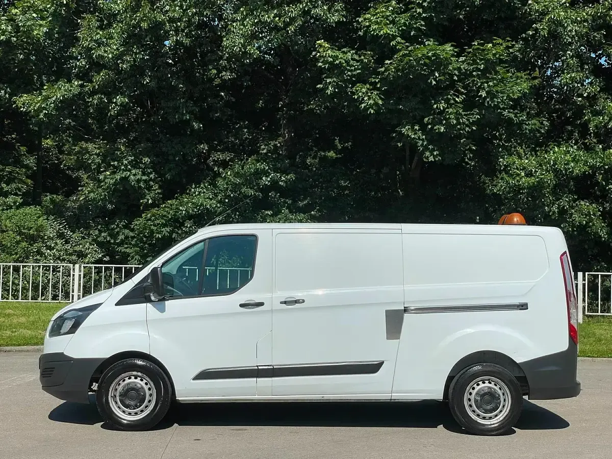 Used Ford Transit Custom 125 HP (91 kW) 2016 White Van