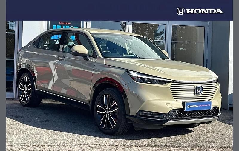 Used Honda HR-V Advance 131 HP (96 kW) 2023 Sand khaki SUV