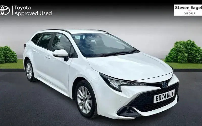 Used Toyota Corolla 140 HP (102 kW) 2026 Estate