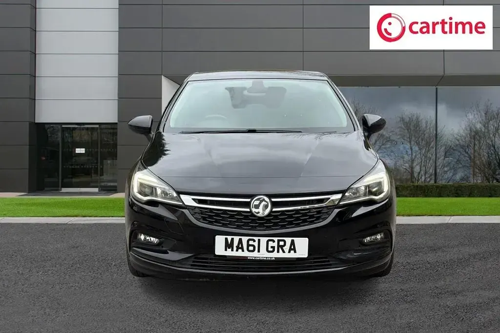 Used Vauxhall Astra Elite 150 HP (110 kW) 2019 Black Hatchback
