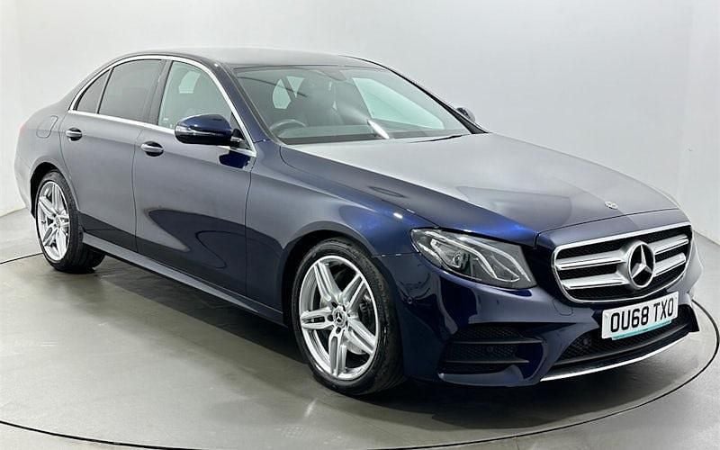 Gebraucht Mercedes E220 AMG line 194 PS (142 kW) 2018 Limousine