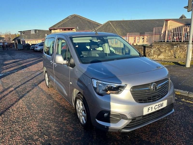 Used Vauxhall Combo S 110 HP (80 kW) 2019 Grey MPV