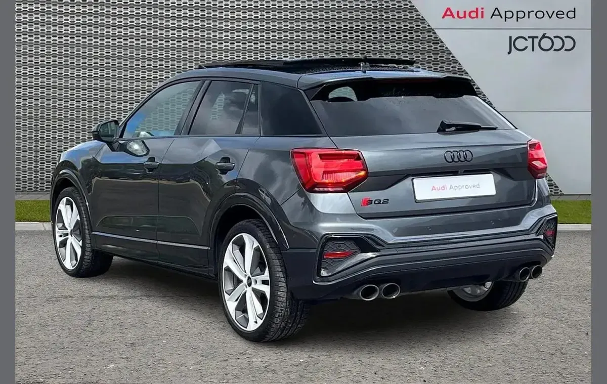 Used Audi SQ2 Comfort 300 HP (220 kW) 2024 Grey SUV