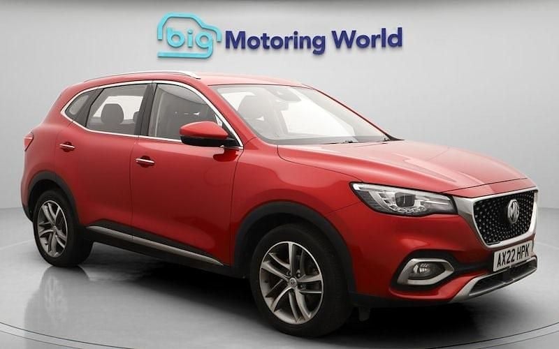 Red Used 2022 MG HS Excite SUV | £14,933 (Fair price) - Image 1/4