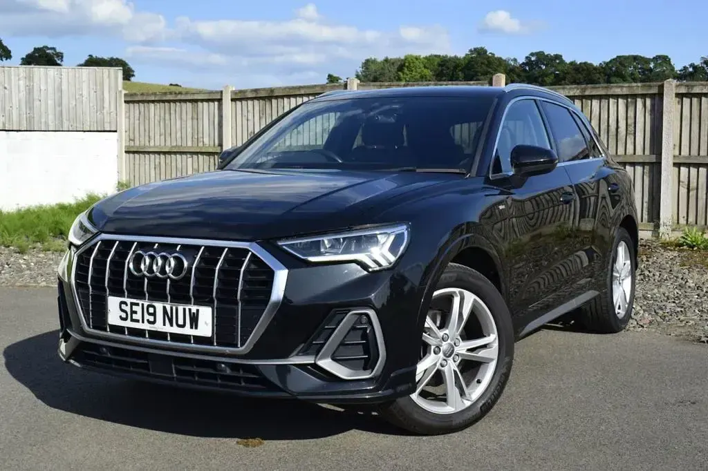 Used Audi Q3 S-Line 150 HP (110 kW) 2019 Black SUV