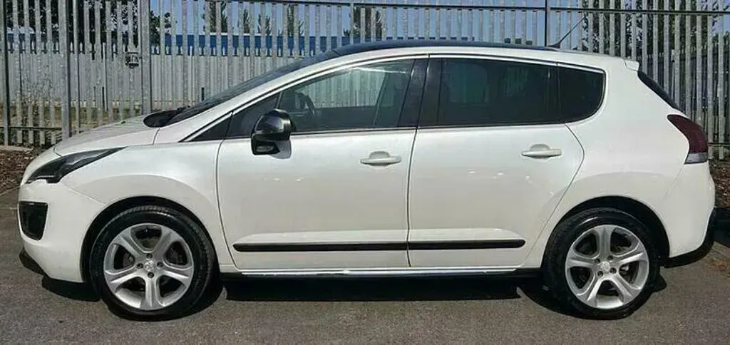 Used Peugeot 3008 Allure 115 HP (84 kW) 2014 White Estate