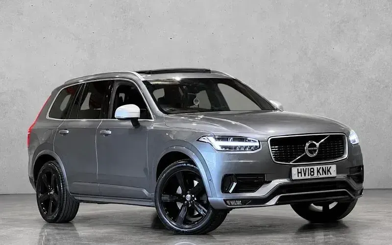 Used Volvo XC90 R-Design 235 HP (172 kW) 2019 SUV