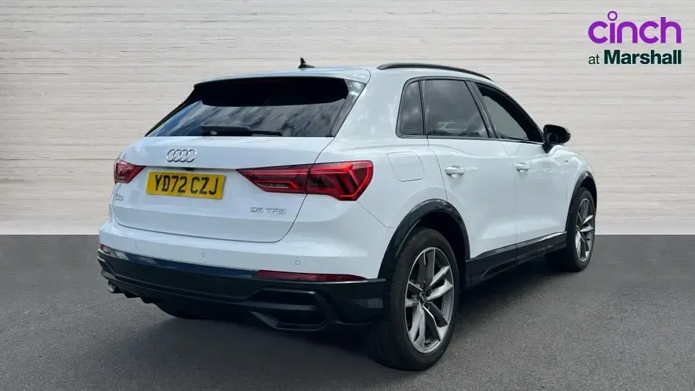 Used Audi Q3 Black Edition 150 HP (110 kW) 2022 White SUV