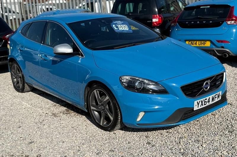Used Volvo V40 R-Design 115 HP (84 kW) 2014 Blue Hatchback