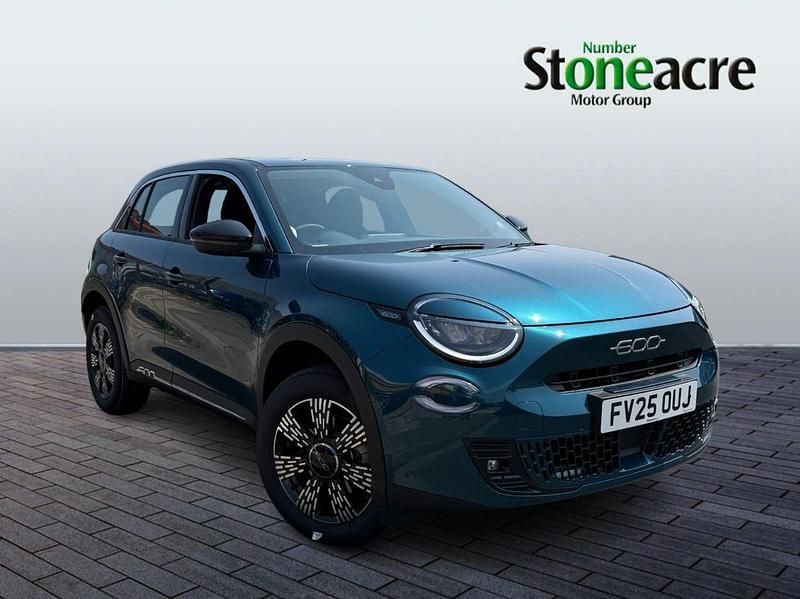 Green New 2025 Fiat 600 Hatchback | £19,995 (Fair price) - Image 1/4
