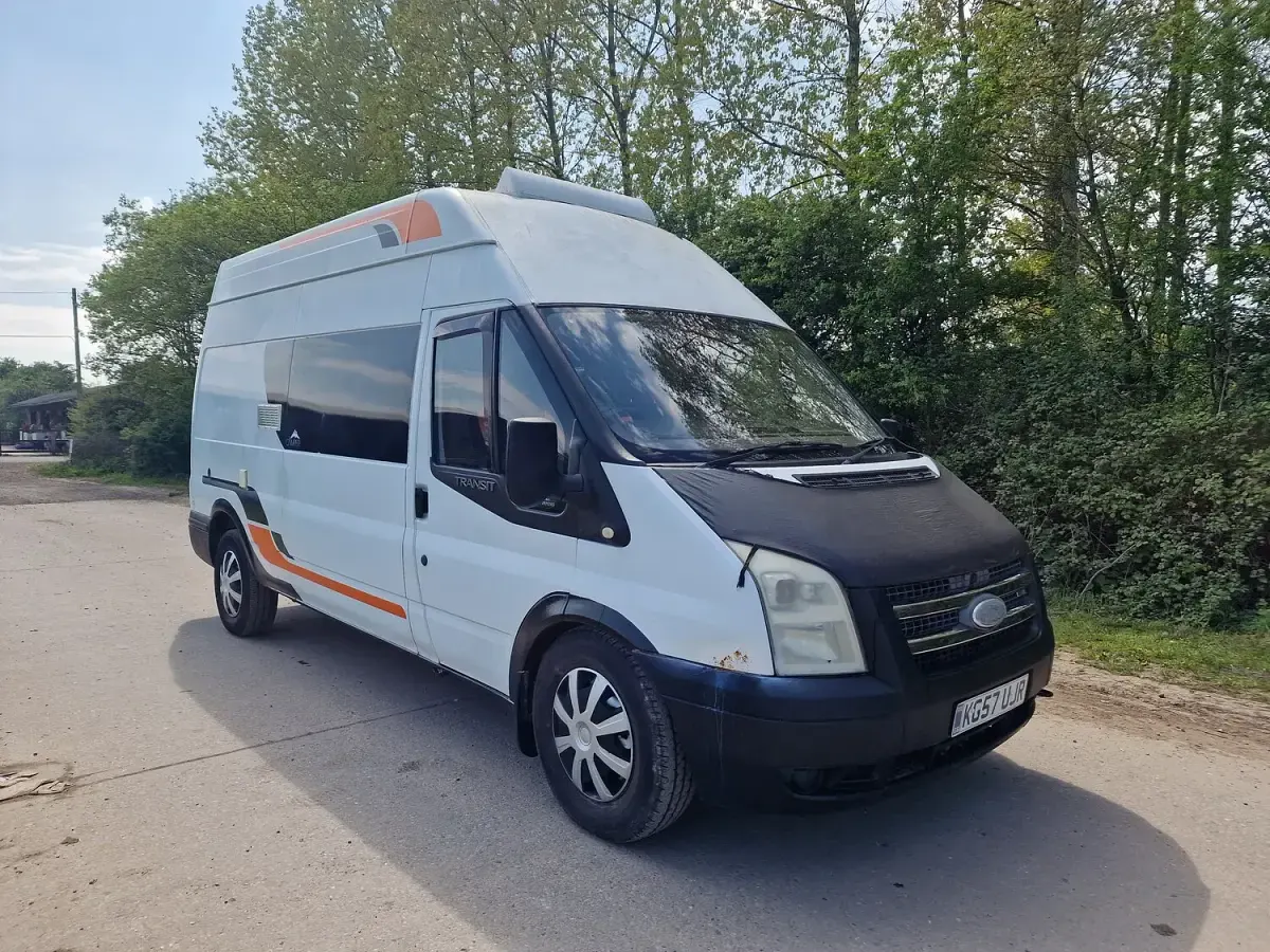 Used Ford Transit 100 HP (73 kW) 2007 White Van