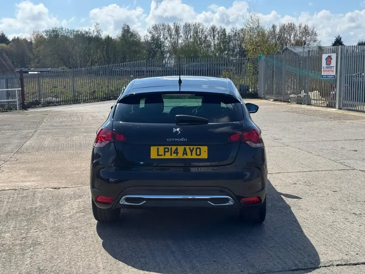 Używany Citroën DS4 2014 Czarny Hatchback