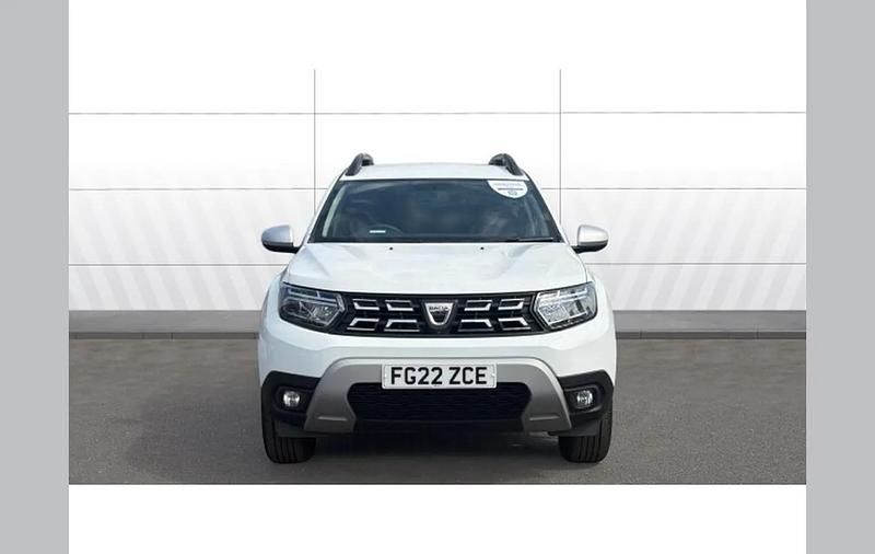Second-hand Dacia Duster Prestige 91 CP (66 kW) 2022 Alb SUV