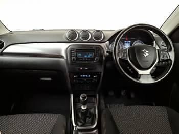 Used Suzuki Vitara SZ4 129 HP (94 kW) 2021 Yellow SUV