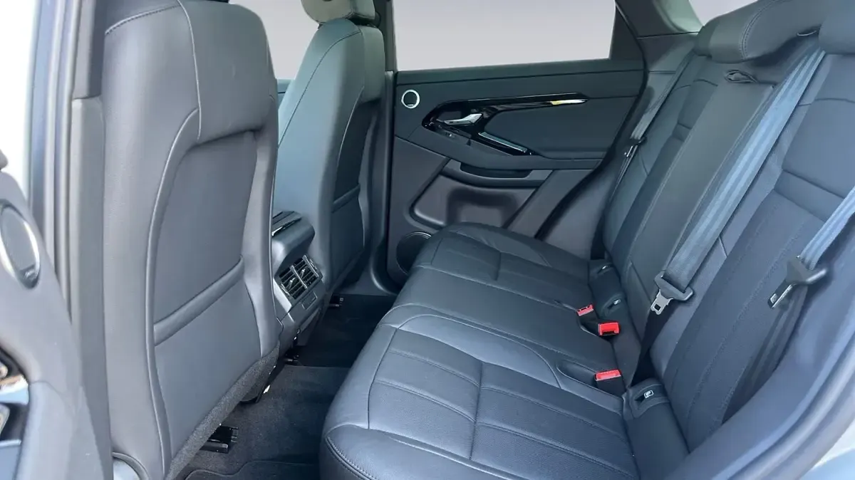 Used Land Rover Range Rover evoque SE Dynamic 2025 Silver SUV