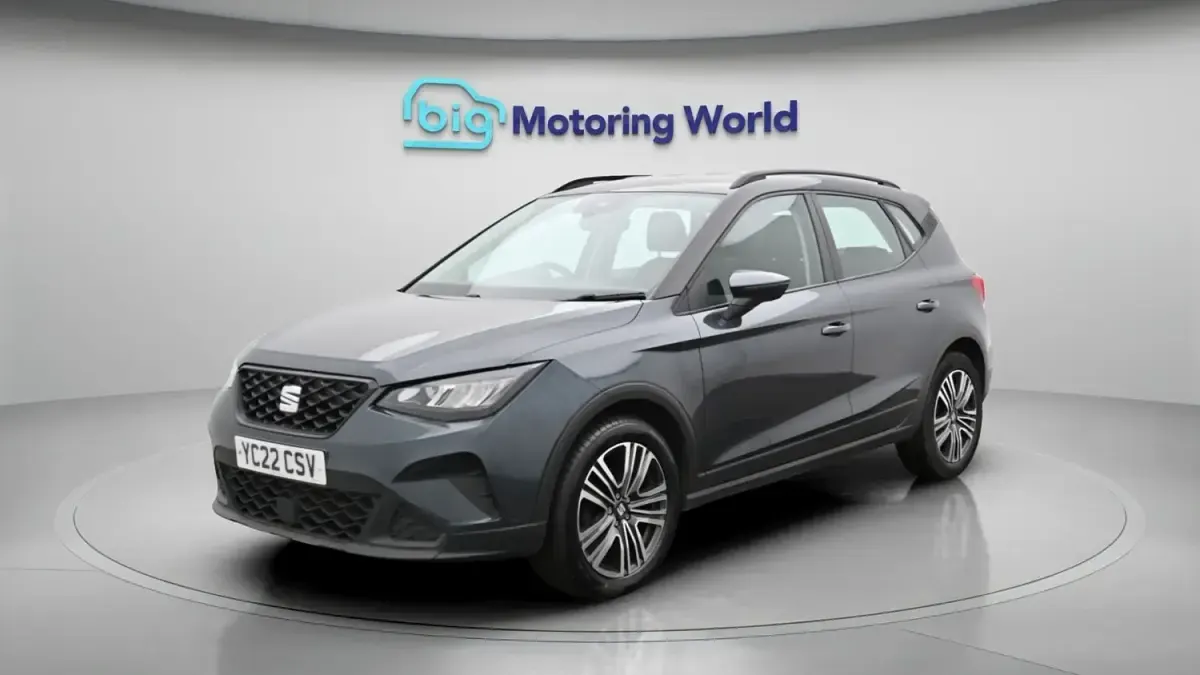Begagnad Seat Arona SE 94 HK (69 kW) 2022 Grå SUV