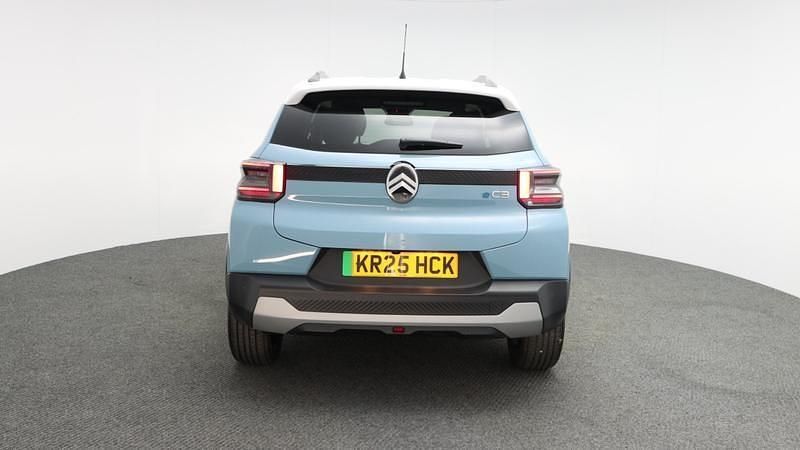 Used Citroën e-C3 83 kW (113 HP) 2025 Monte carlo blue Hatchback