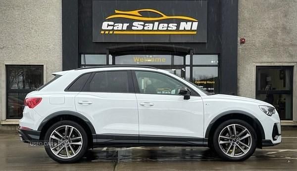Used Audi Q3 Black Edition 150 HP (110 kW) 2022 White SUV