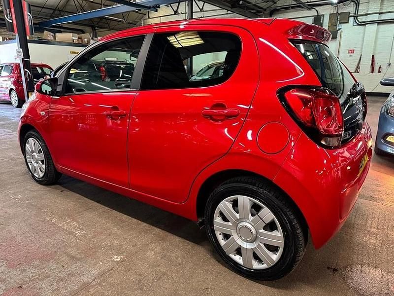 Usado Citroën C1 Feel 68 HP (50 kW) 2016 Vermelho Citadino