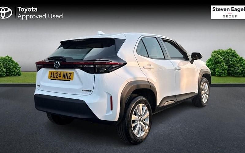 Used Toyota Yaris Hybrid 116 HP (85 kW) 2026 Estate