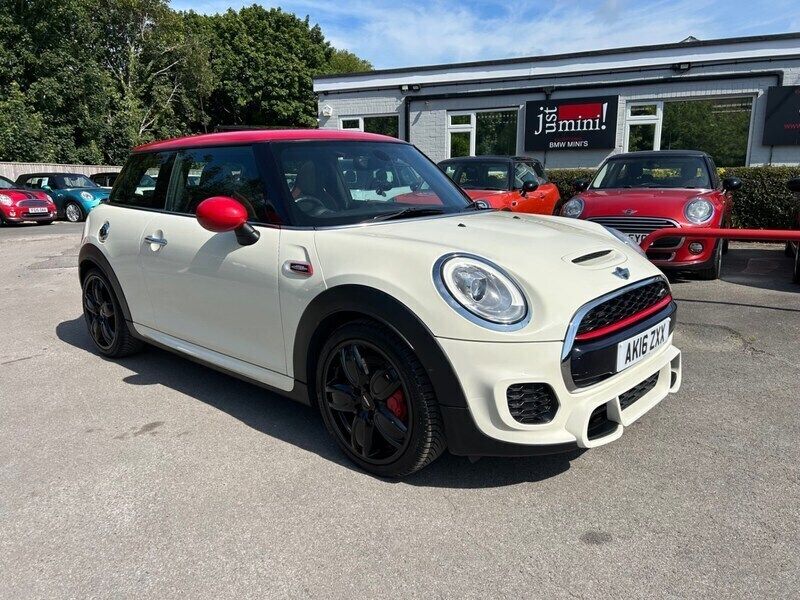 White Used 2016 Mini John Cooper Works Hatch Hatchback | £13,995 (Fair price) - Image 1/4