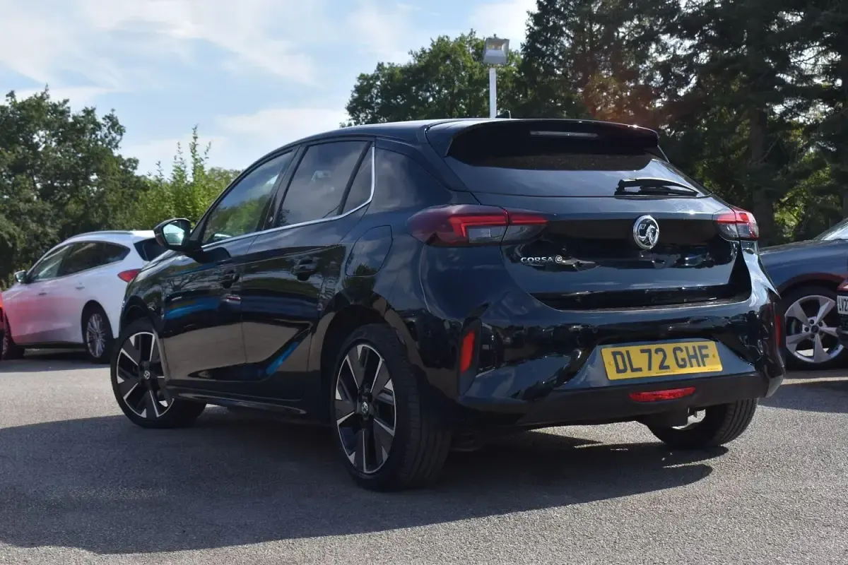 Used Vauxhall Corsa-e Ultimate 100 kW (136 HP) 2023 Black Hatchback