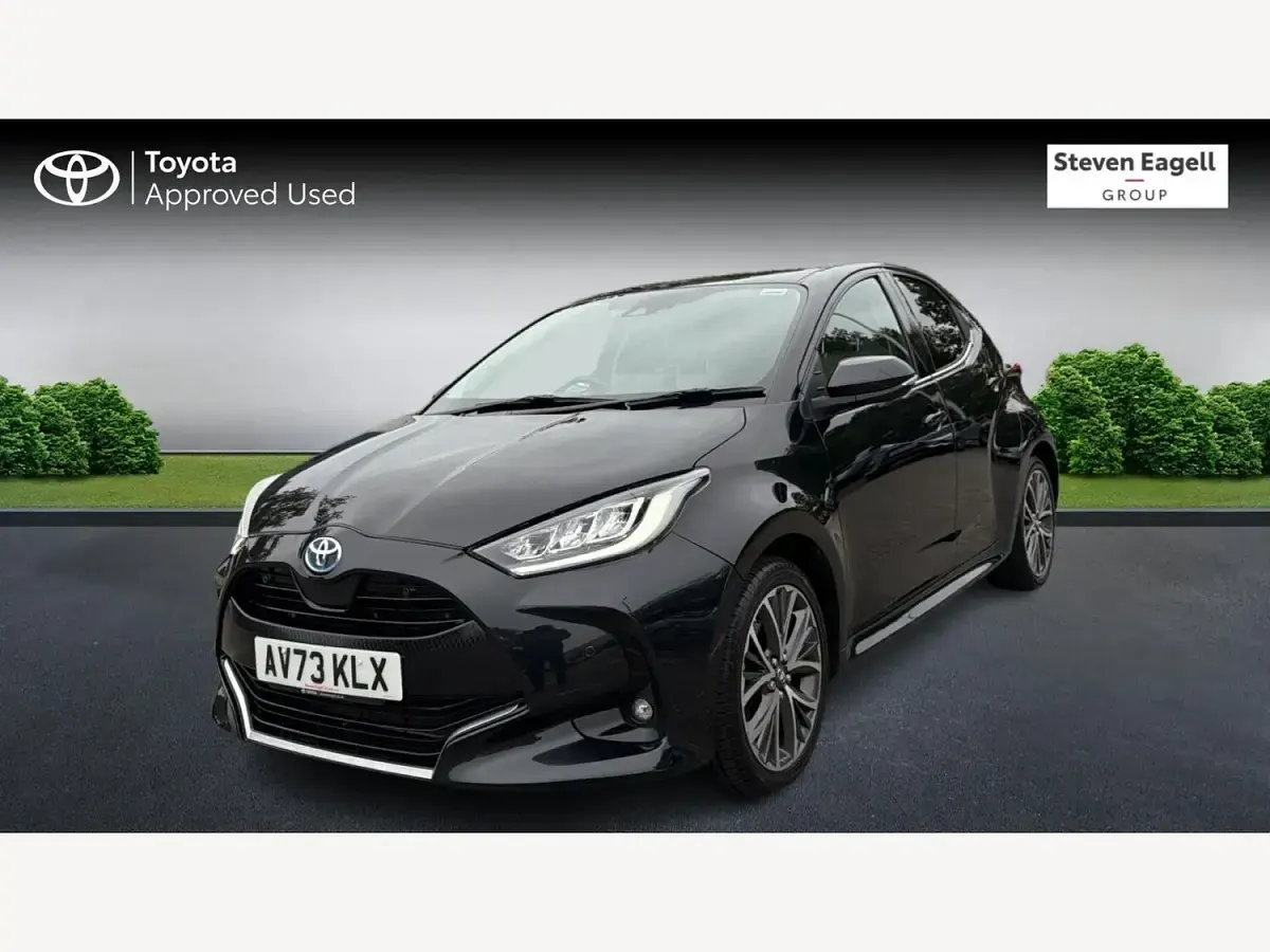 Used Toyota Yaris 116 HP (85 kW) 2023 Black Hatchback