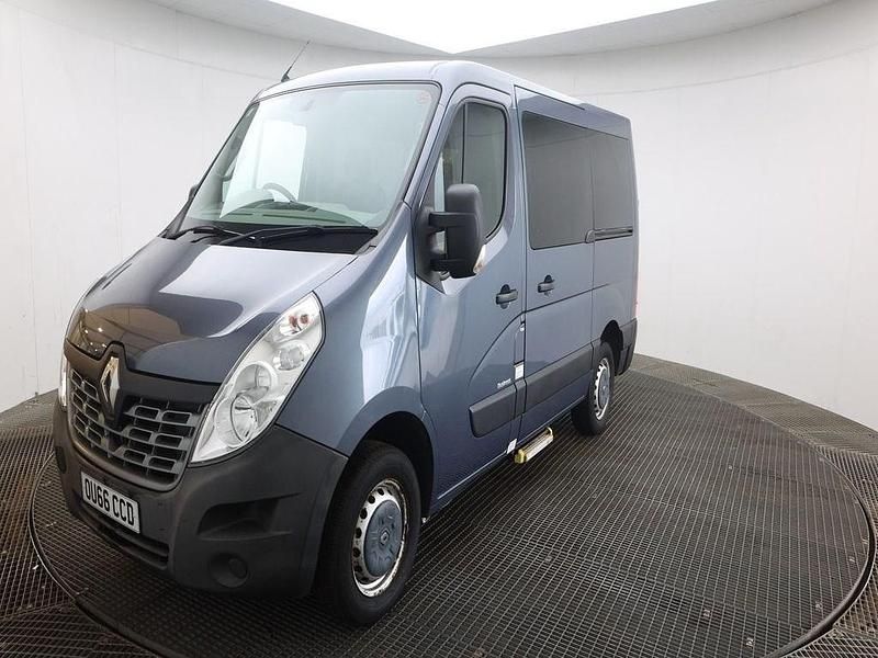 Blue Used 2016 Renault Master Business Van | £11,450 (Fair price) - Image 1/4