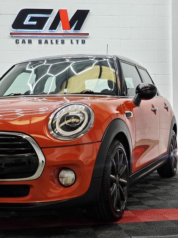 Used Mini Cooper D Hatch 2018 Orange Hatchback