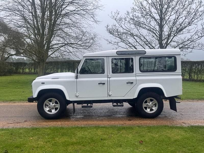 Used Land Rover Defender 2014 White Estate