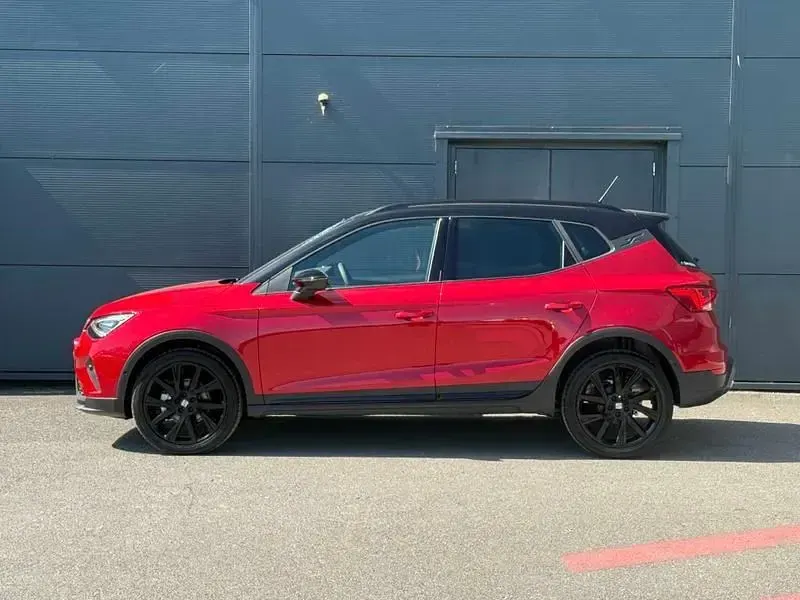 Ny Seat Arona Black Edition 2026 Röd SUV