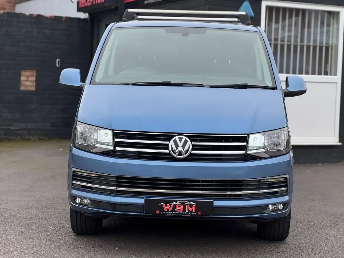 Used VW T6 Highline 150 HP (110 kW) 2016 Blue Van