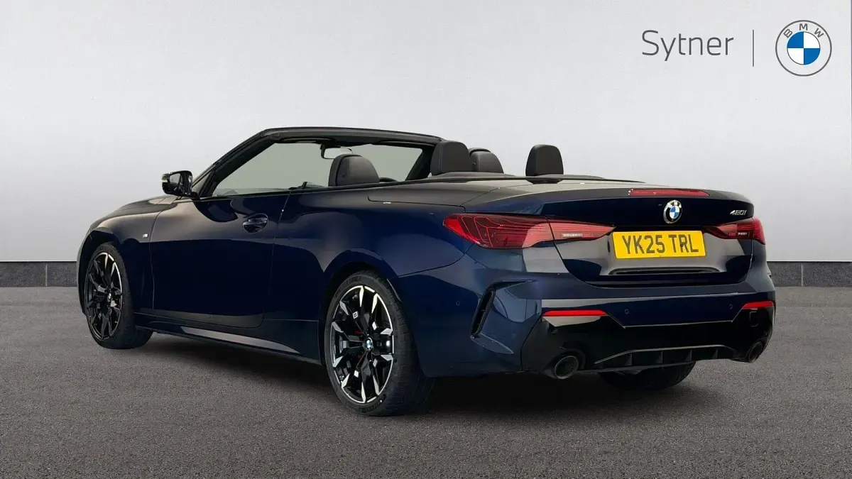 Used BMW 420 M Sport 181 HP (133 kW) 2025 Blue Cabriolet